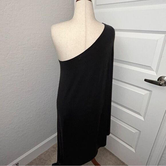 Norma Kamali One Shoulder Diagonal Asymmetrical Tunic Top - Picture 5 of 5